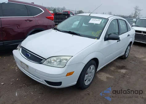 2007 Ford Focus S/Se/Ses из США, поврежденный, VIN 1FAHP34N07W260725